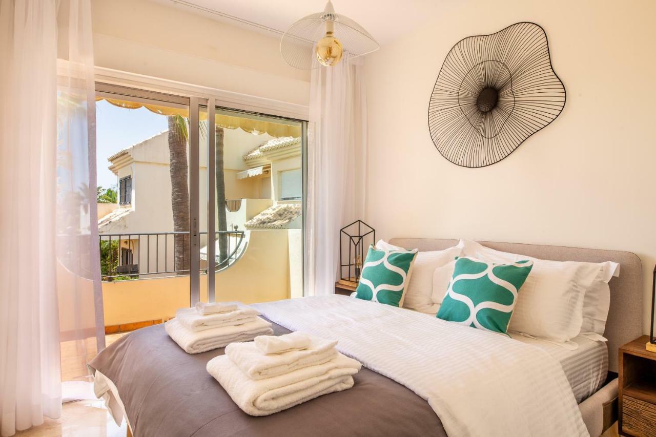Stylish Townhouse In Beachfront Complex Hébergement de vacances *